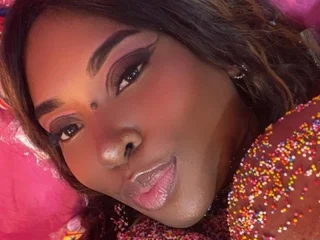 Mely_Foxxter profile