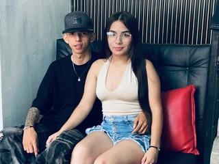 MiaAndTeylor profile