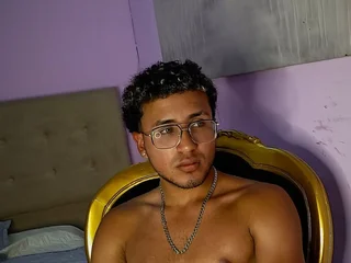 NoaNCarolain profile