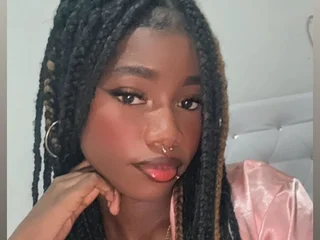 NyraSolennec profile