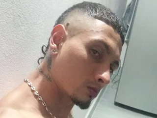YourHotDamian profile
