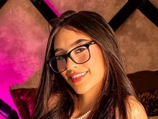 Alana_Vera