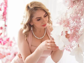 Annaglamlovely profile