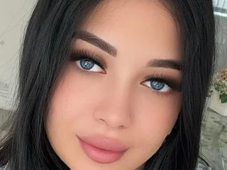 AnnemoneRose profile