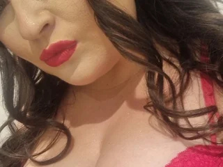 BRITISHANDNAUGHTYXOX profile