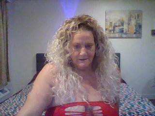 BlondeDeliciousFrisky profile