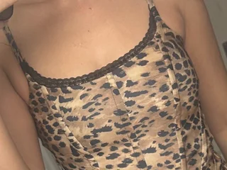 BonnieBrunette_x profile
