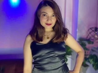 CataleyaRoux profile