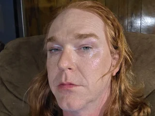 Crawling_Iris profile