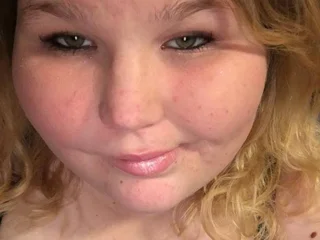 Ellie_Moore profile