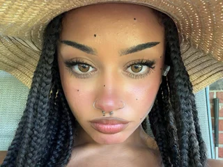 EmilyEcchii