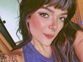EmilyLatinadoll profile
