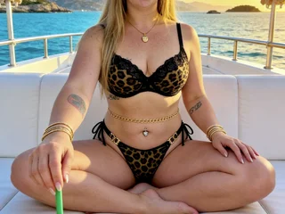GoddessAliceMayhem profile