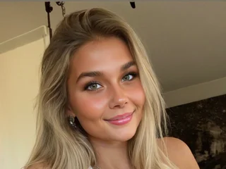 LexxiScarlett profile