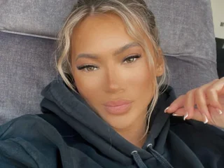 LuxeBrunetteBbe
