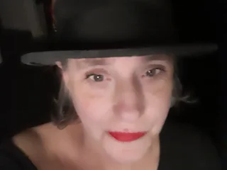 MistressJulia profile