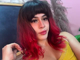 NahomiDol profile