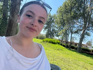 PetiteJulie profile
