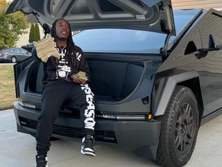 Play_Boy_House profile