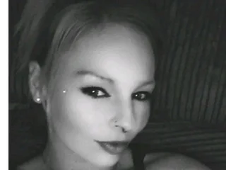 Sexy_Sienna89