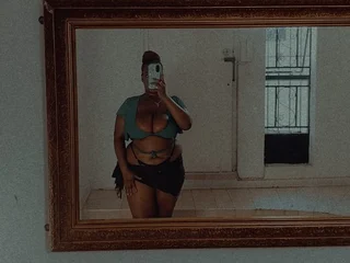 SweetBedroomEyez profile