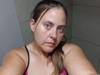 ToysDeepInBrianna profile