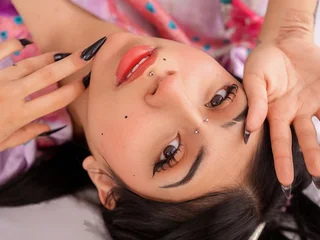Vanne_Blue profile