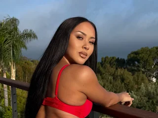 badgyalnaomi profile