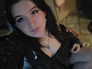 bl00d_k1ssed profile