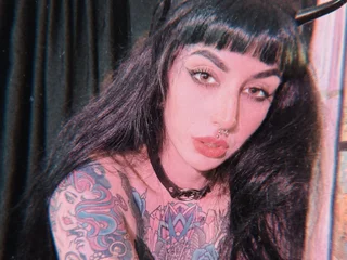 lunaisgriffin profile