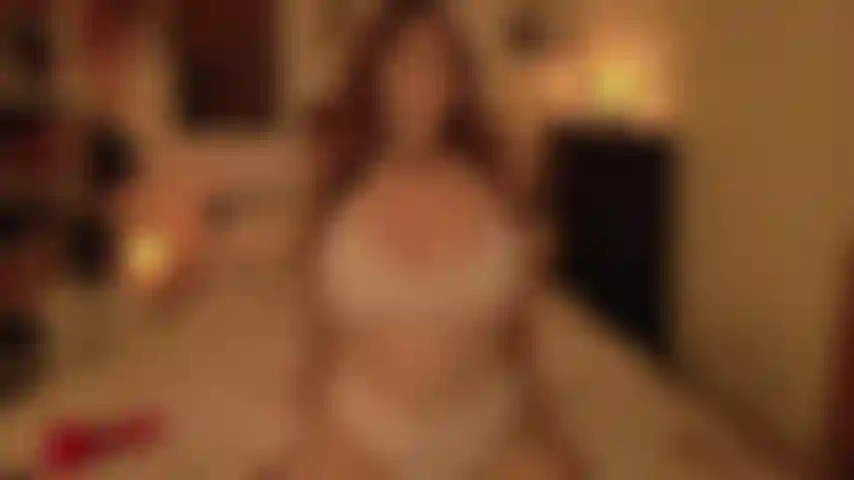 VERY oiled up titty fuck & then riding your cock fully nude, squatting on it and asking you to cum inside ;) mic around my neck for the best audio!