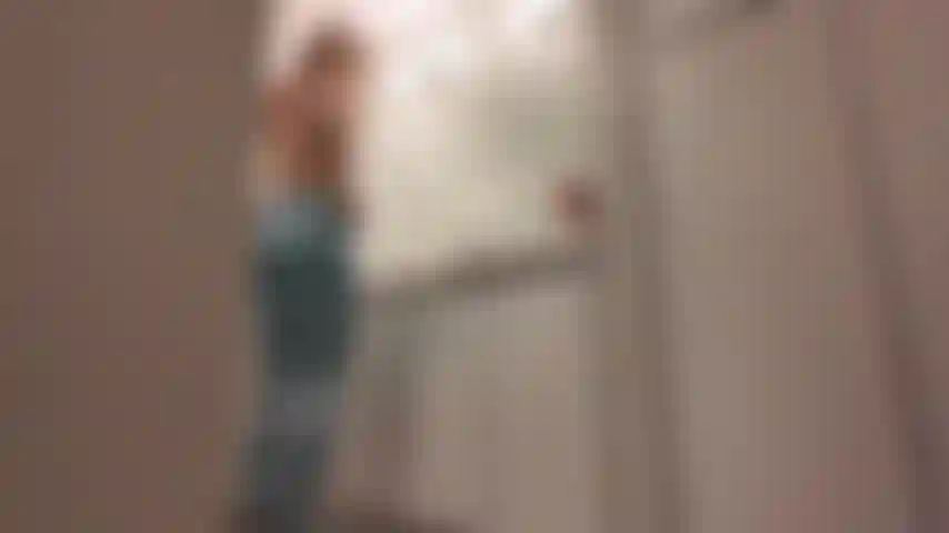 Prends une douche avec moi après la gym.