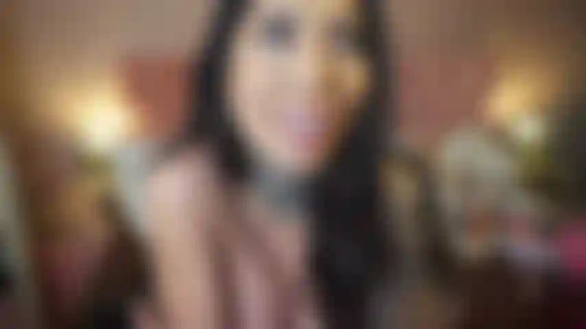 Fétichiste du rot et du twerk.