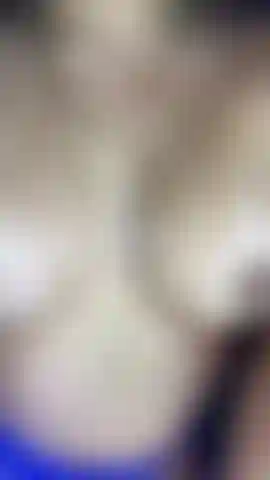 Il explose de plaisir en regardant ma masturbation en lingerie bleue.