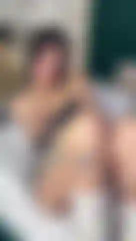 Hott little squirtt  finger my pussy and cum on face plsss