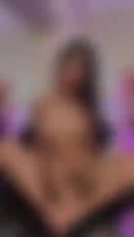 Footjob prête pour vous.