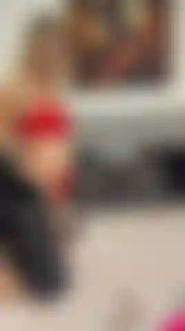 Here you will see a horny and sexy blonde, if I made you curious, don't hesitate to watch me