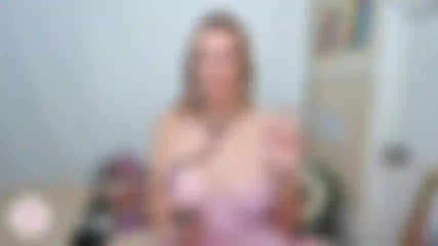 Masturbation au stéthoscope preppy.