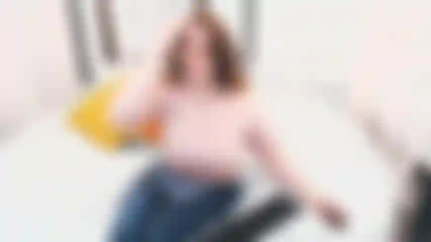 Des seins fessés douloureux.