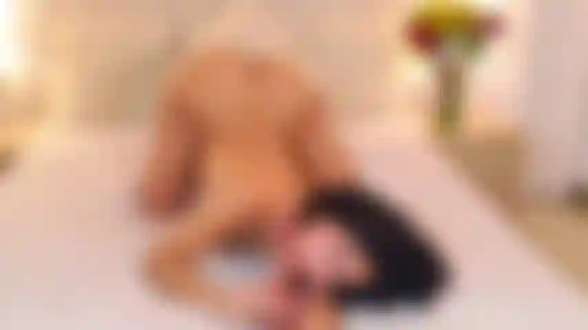 Je peux manger toute ta bite.