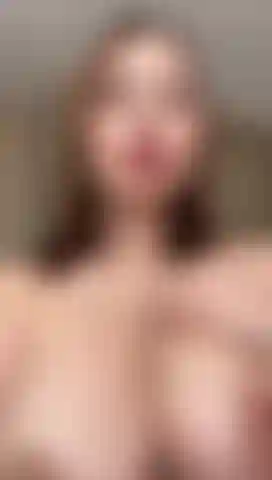 5 Jusqu'au compte à rebours 0, implorant du sperme.