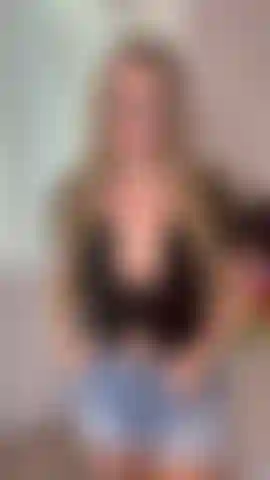 Je sais que tu veux voir ce connard !