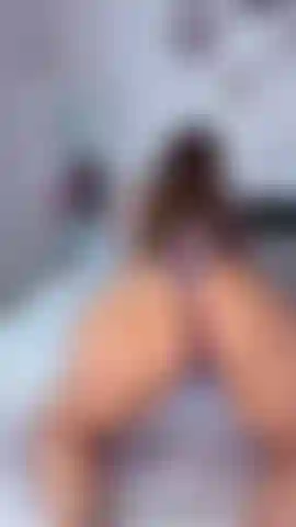 Je veux chevaucher ta bite.