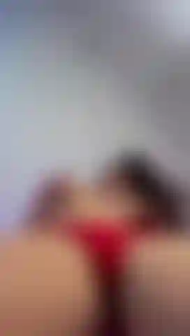 Viens jouer avec ma chatte.