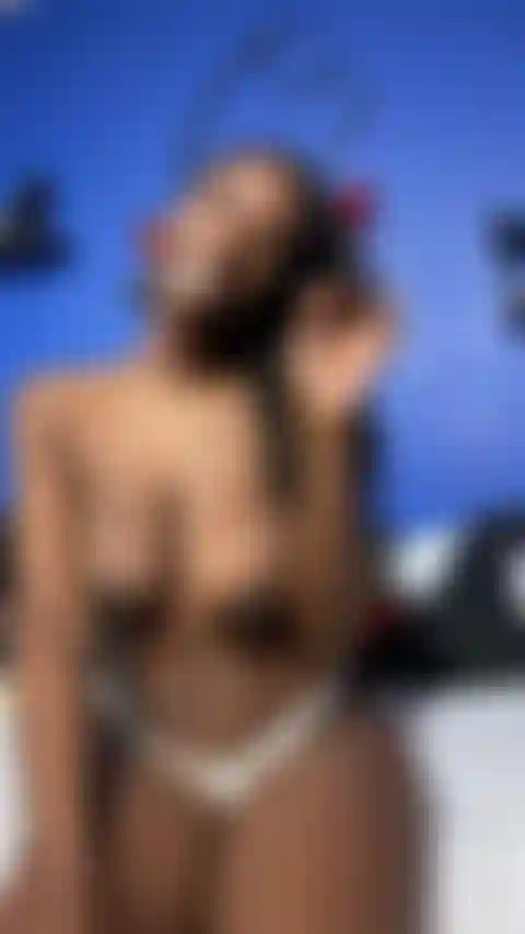 Suce mes orteils verts.