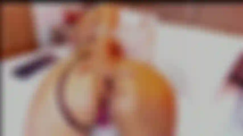 caress my ass and pussy fingerers open ass