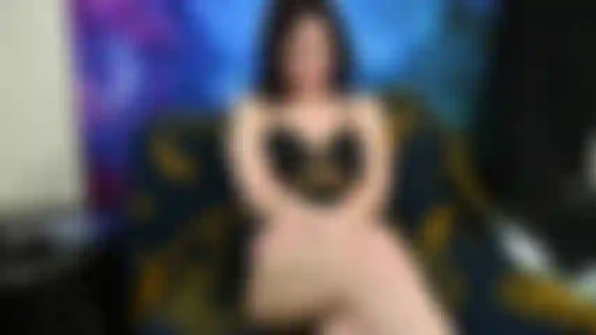 Faible pour les lèvres pulpeuses et le rouge à lèvres.