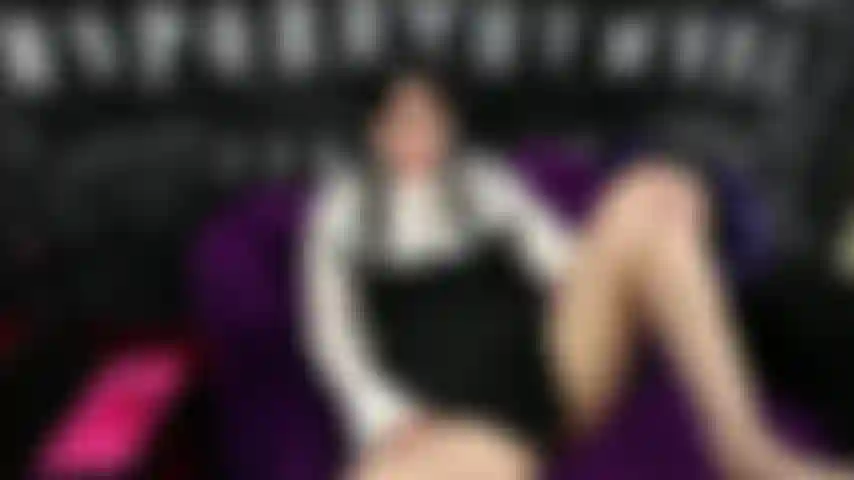 Masturbation du mercredi avec la baguette njoy.