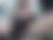 Me masturbe avec des gants en latex noir - je frotte mes seins et ma chatte directement sur ton visage avant d'utiliser un vibromasseur pour jouir fort !