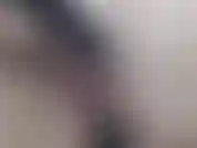 Gros plan anal et double pénétration ! J'adore me faire enculer d'abord avant d'ajouter une ambiance à ma chatte. Alors j'ai adoré être doublement bourrée alors qu'une troisième vibration taquine mon clitoris !